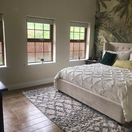 The Fairways, Castleblayney Bed & Breakfast エクステリア 写真